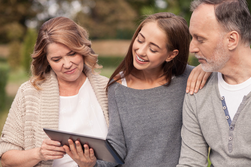 landlord parents with daughter
